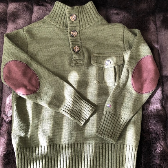 COPY - THilfiger sweater in olive - Picture 2 of 3